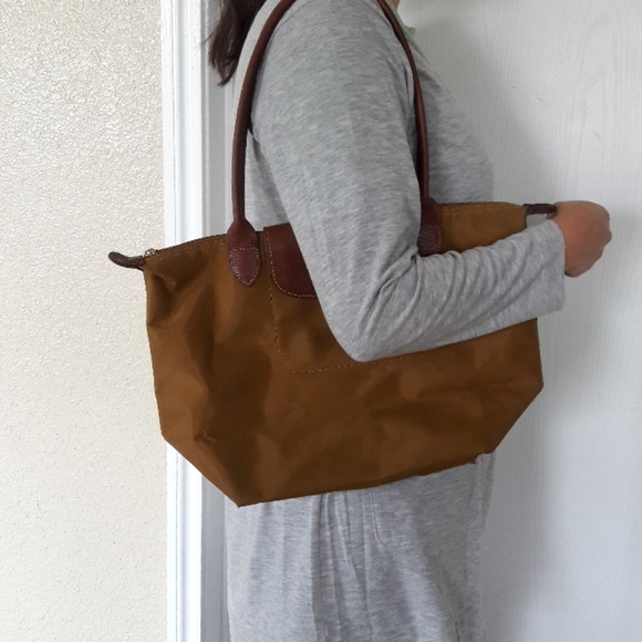 Longchamp Handbags - Longchamp tote bag